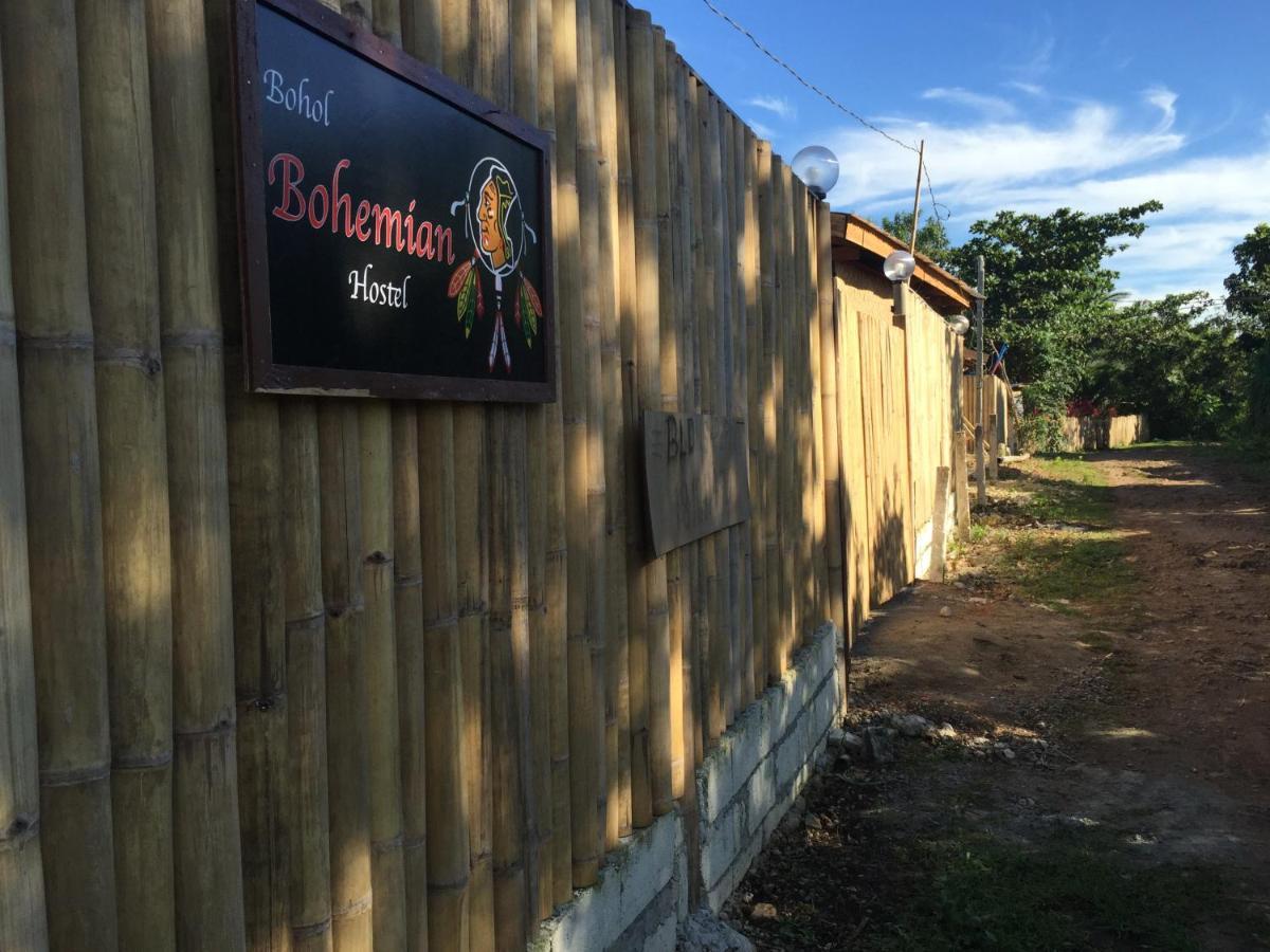 Bohemian Bohol Hostel Panglao Eksteriør billede