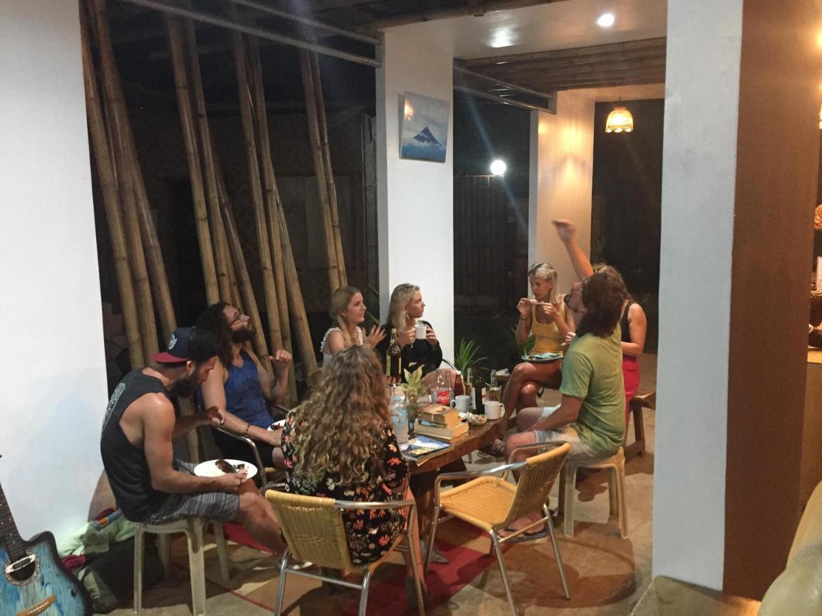 Bohemian Bohol Hostel Panglao Eksteriør billede